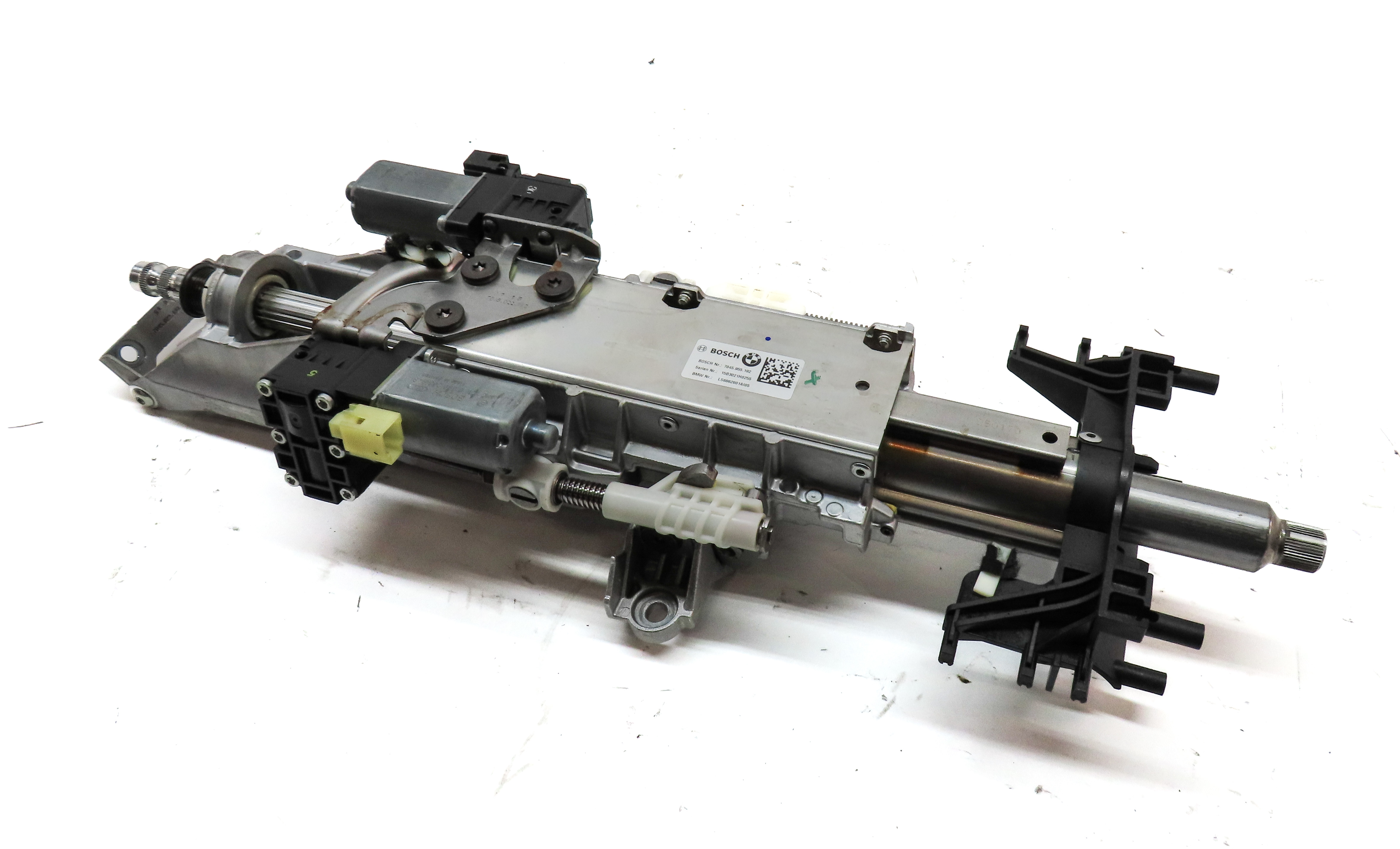 16-18 BMW 7 SERIES (G11) STEERING COLUMN WHEEL ADJUSTMENT ASSEMBLY w/ MOTORS — exact item pictured